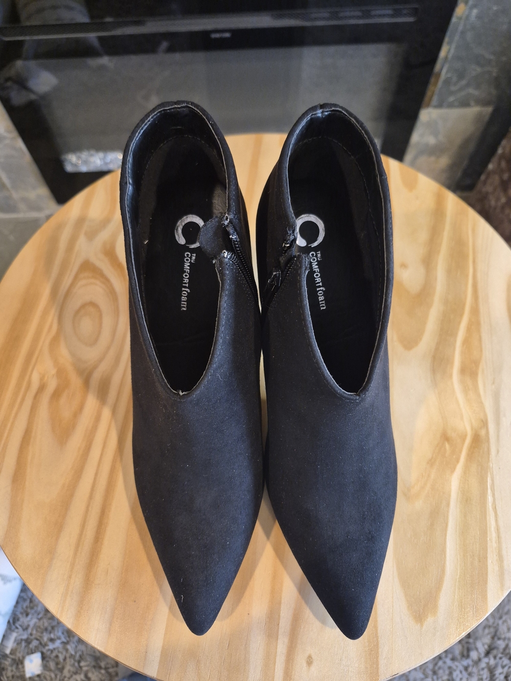 Journee Collection Demmi Black Suede Stiletto Bootie - Picture 2 of 7